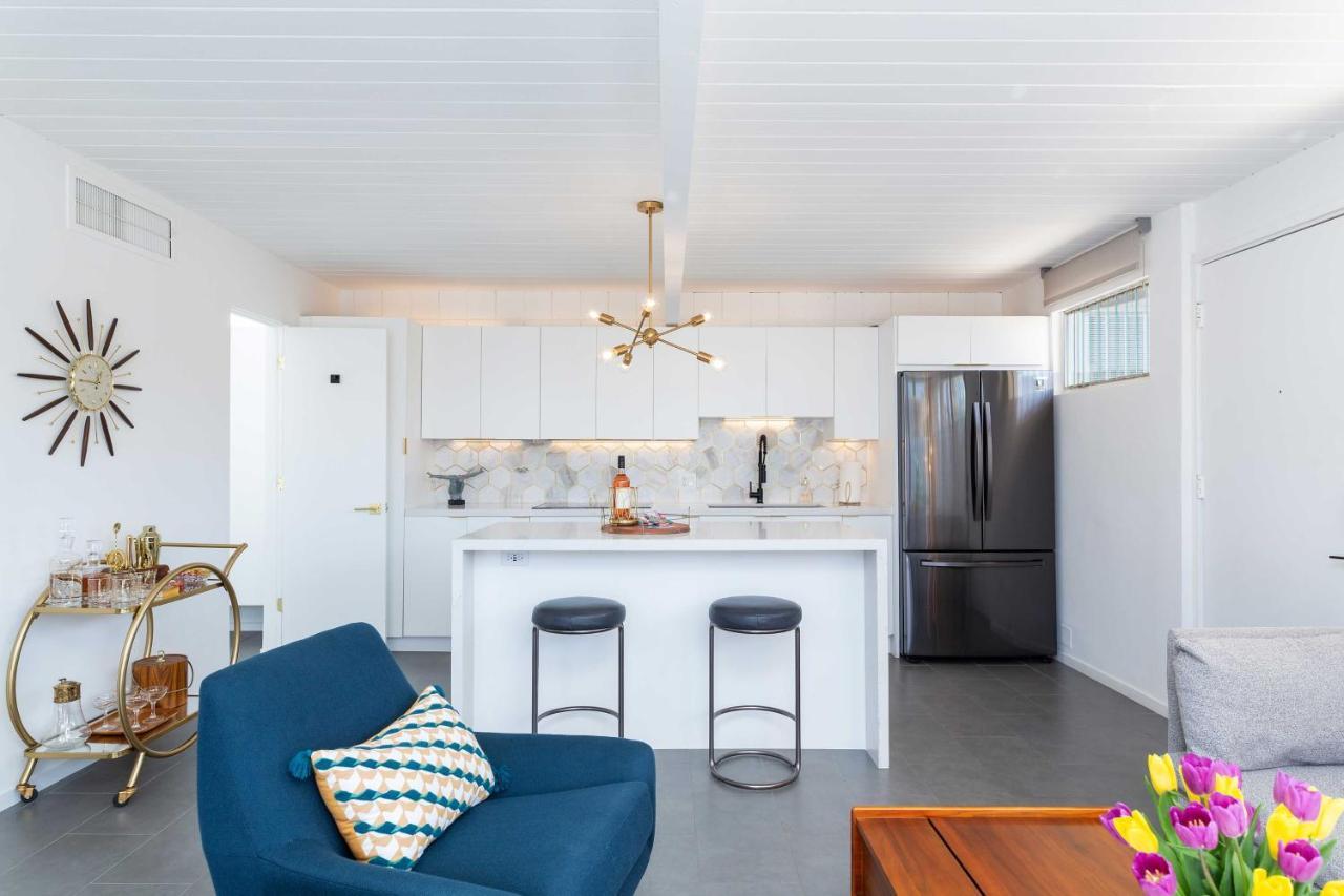 Mid-Century Palm Springs Bungalow With Patio! Exterior foto